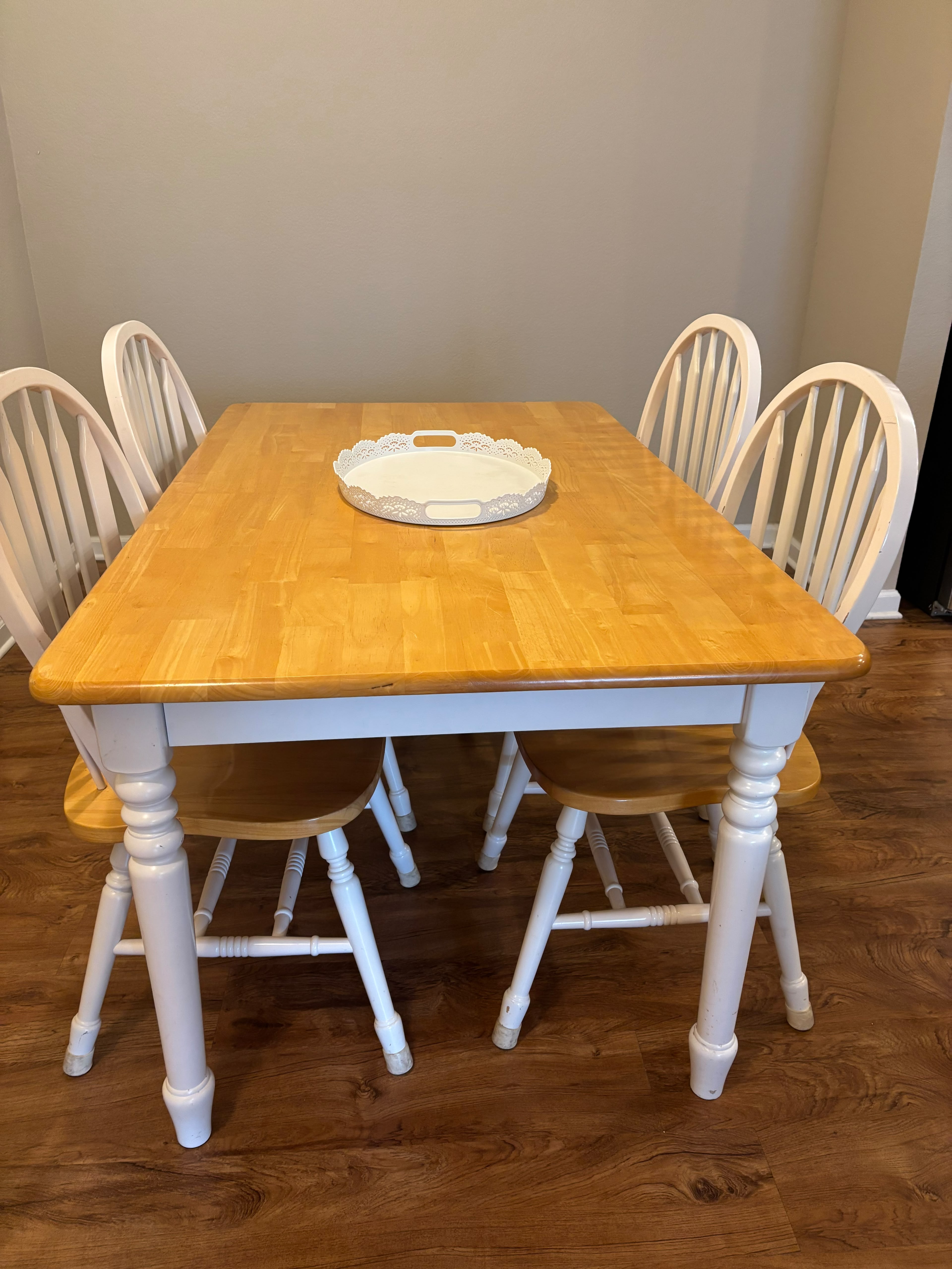 Furnished 3-bedroom Apartment | 7064 W. Hamilton Place Dr Liberty Township