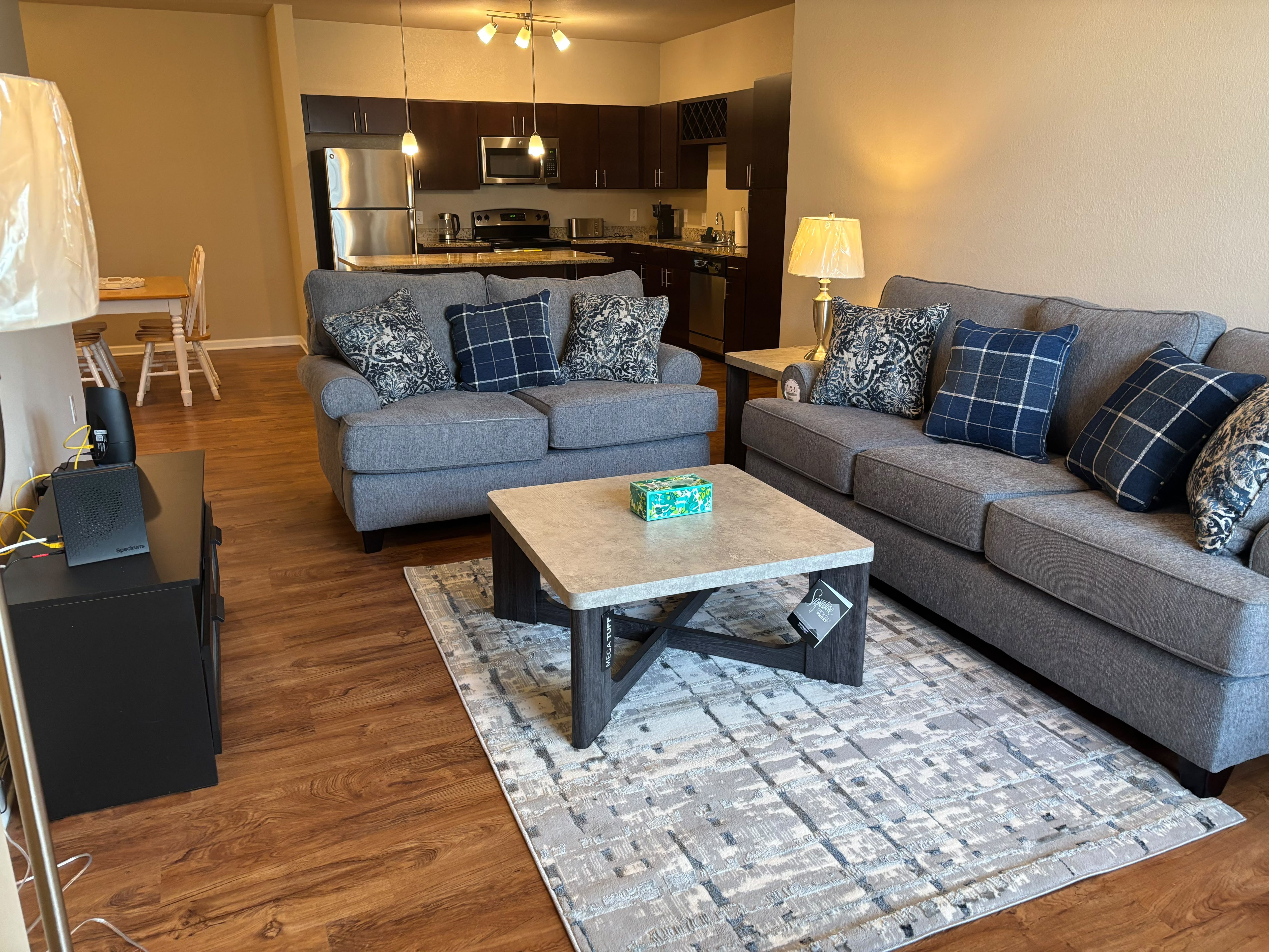 Furnished 3-bedroom Apartment | 7064 W. Hamilton Place Dr Liberty Township