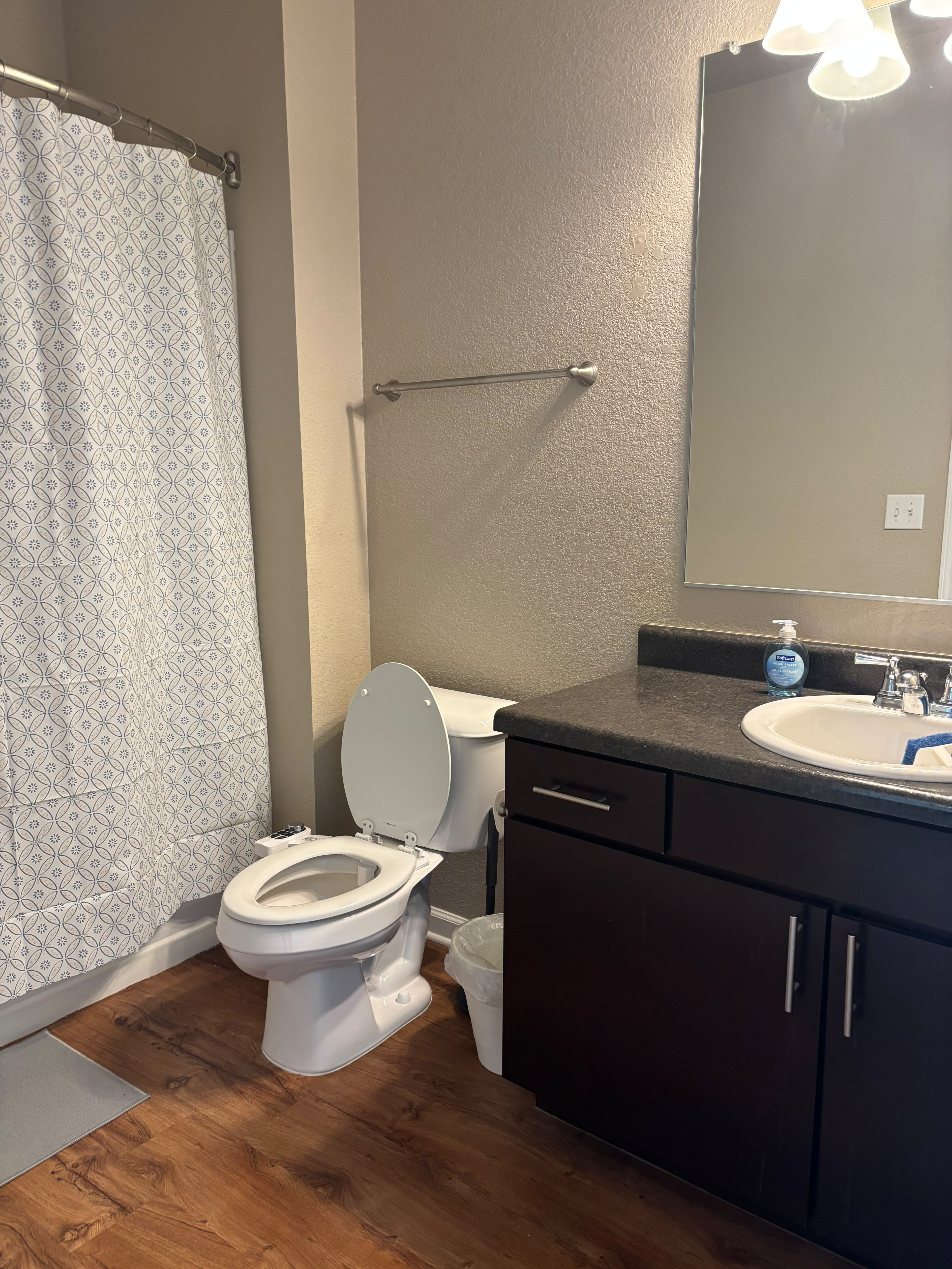 Furnished 3-bedroom Apartment | 7064 W. Hamilton Place Dr Liberty Township